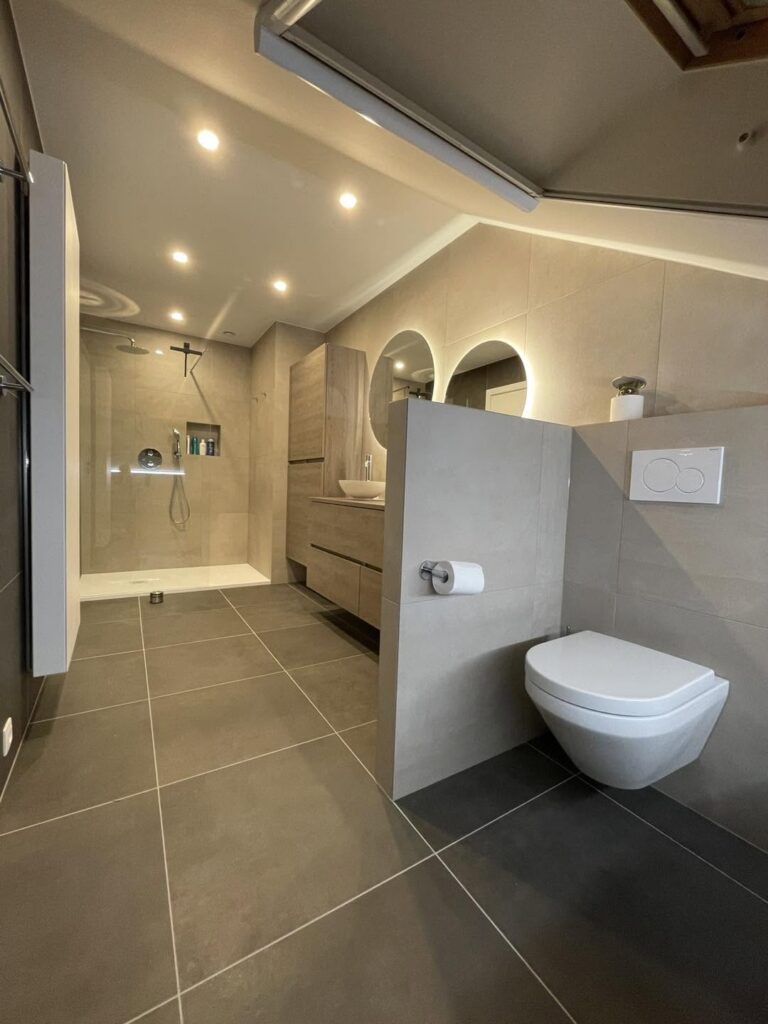 Saninetto - moderne badkamer met inloopdouche (4)